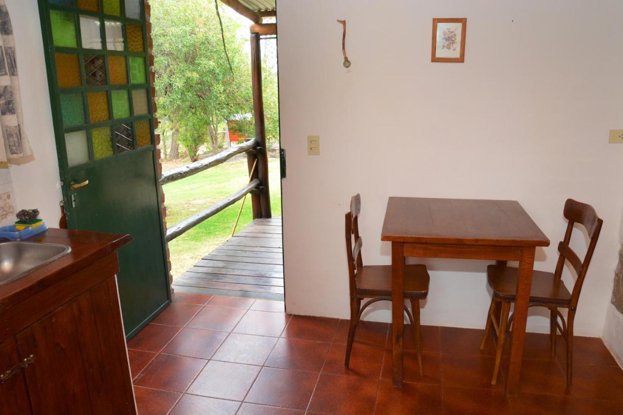 La Toma Complejo De Montana - Cabanas Y Habitaciones En Hosteria Mina Clavero Exterior foto