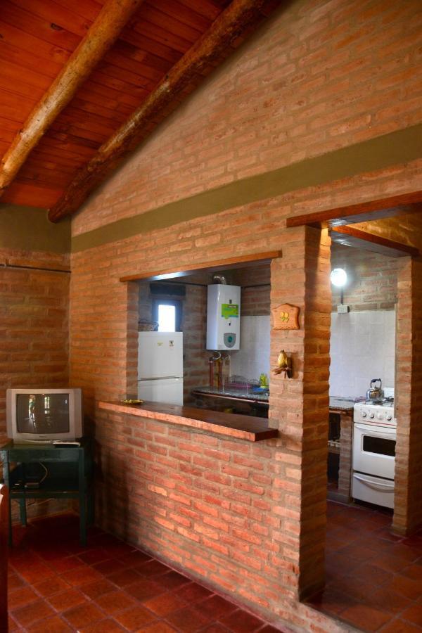 La Toma Complejo De Montana - Cabanas Y Habitaciones En Hosteria Mina Clavero Exterior foto